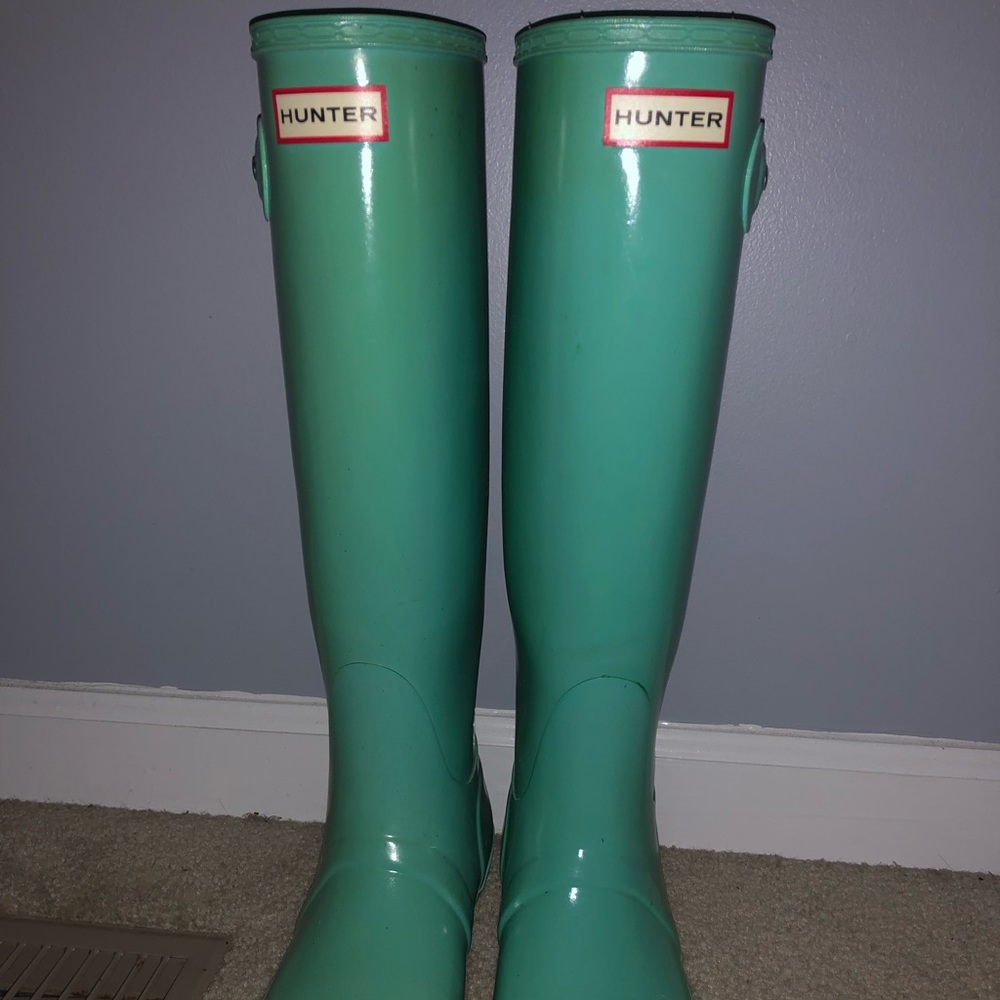 Tiffany Blue Women’s Tall Hunter Boots!